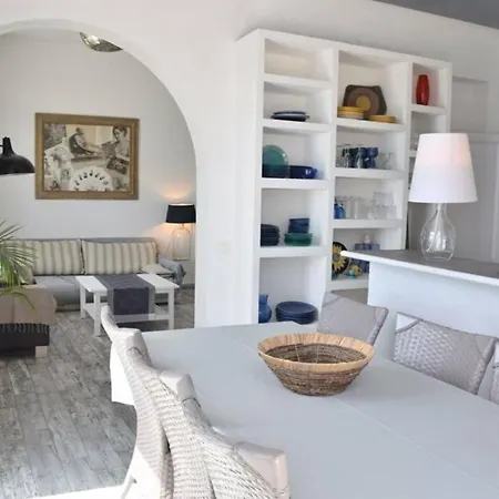 Apartamento Direct Front Beach Swimming Pool
