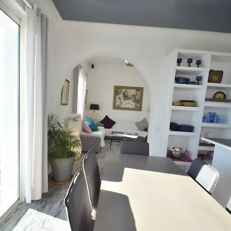 Apartamento Direct Front Beach Swimming Pool *