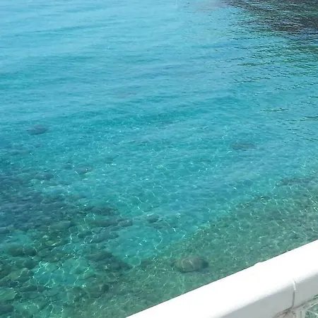 Direct Front Beach Swimming Pool * Èze